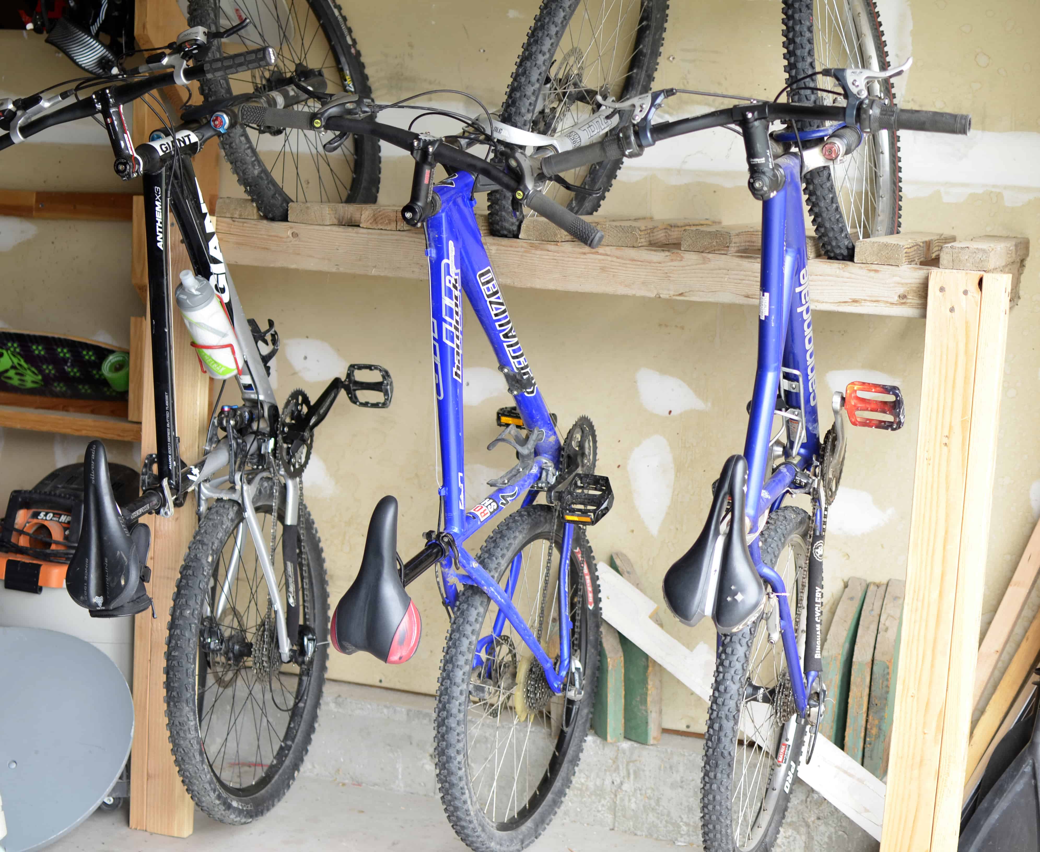 pallet bike rack wall