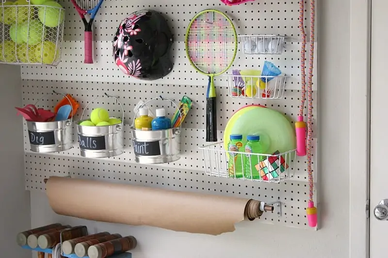 diy-garage-pegboard-outdoor-toy-storage-wall-the-creativity-exchange-scotchblue-tape2