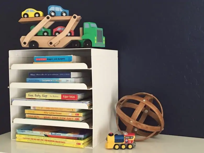 5 ways to Organize kids books