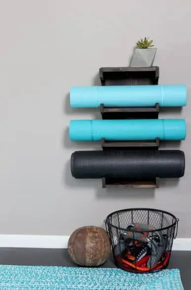 diy-yoga-mat-rack14