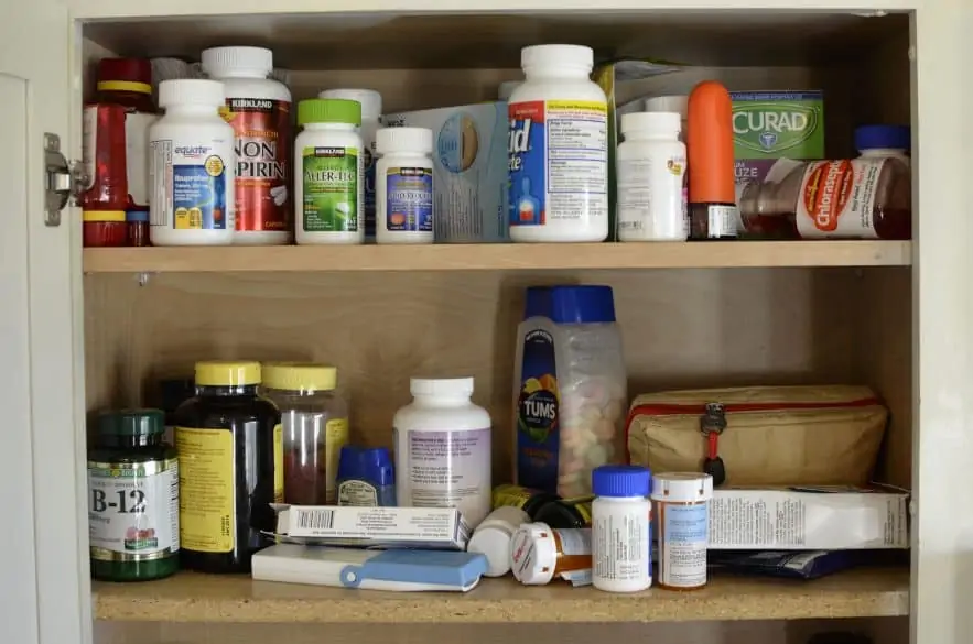 medicine-cabinet-before-and-after