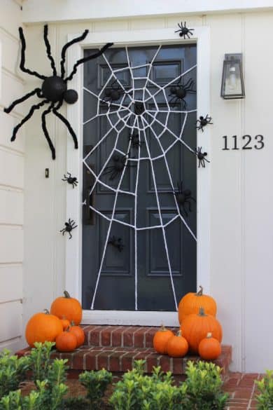 Halloween door decorations 