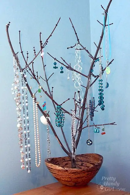 promo_image_branch_jewelry_holder