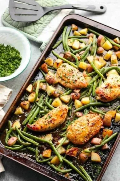 one-pan-honey-garlic-chicken-and-vegetables