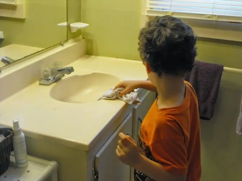 7 Bathroom Chores your Toddler Can Do