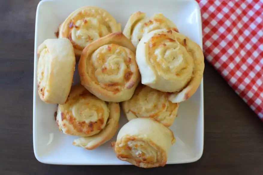 The best cheesy pinwheels