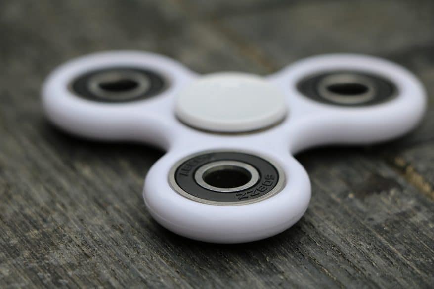 white fidget spinner