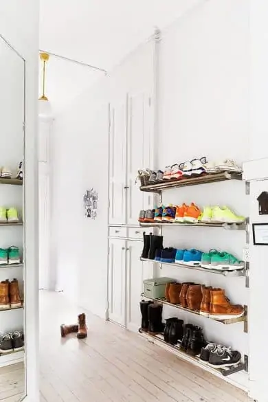 shoe shelves