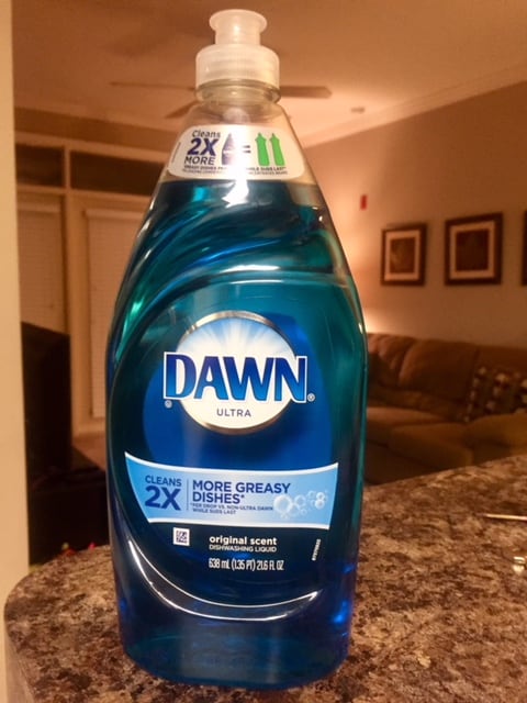 7 Reasons Why You Should Use Dawn Dish Soap - The Organized Mom