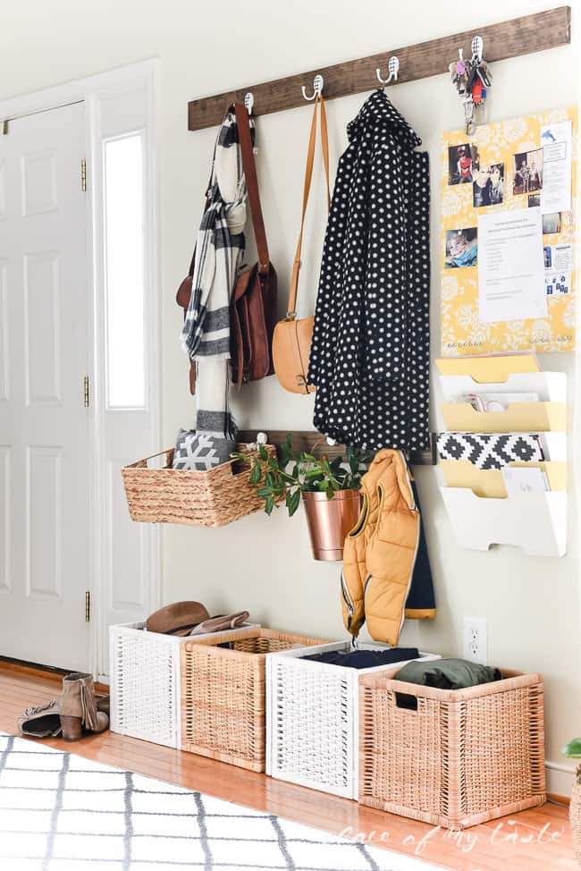 Organization Tips for the Entryway – The Organized Mom