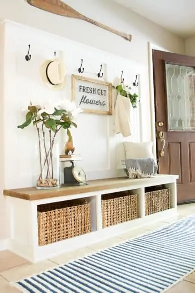 entryway bench