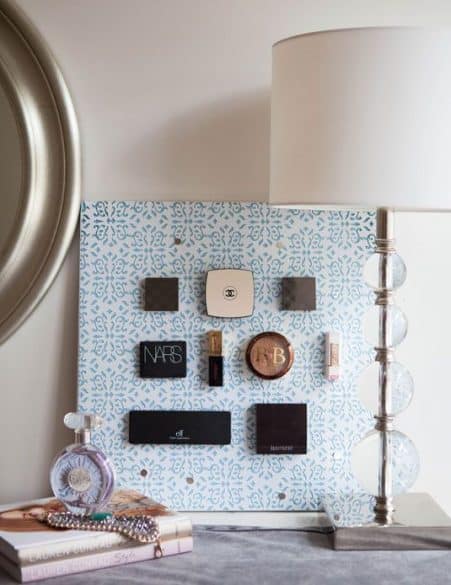 makeup magnet board