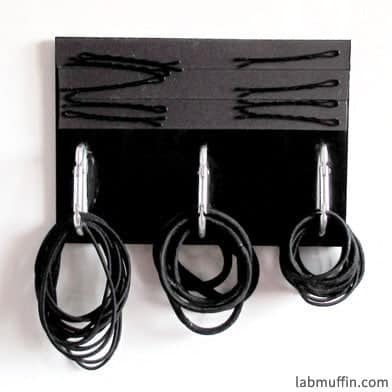 organize hair accessories