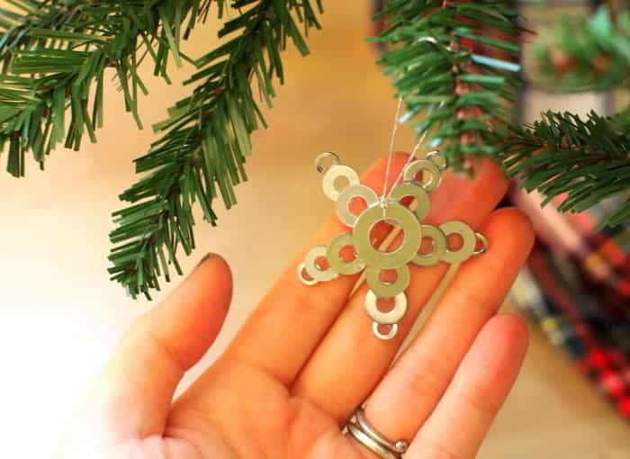 DIY Christmas ornaments for kids to make