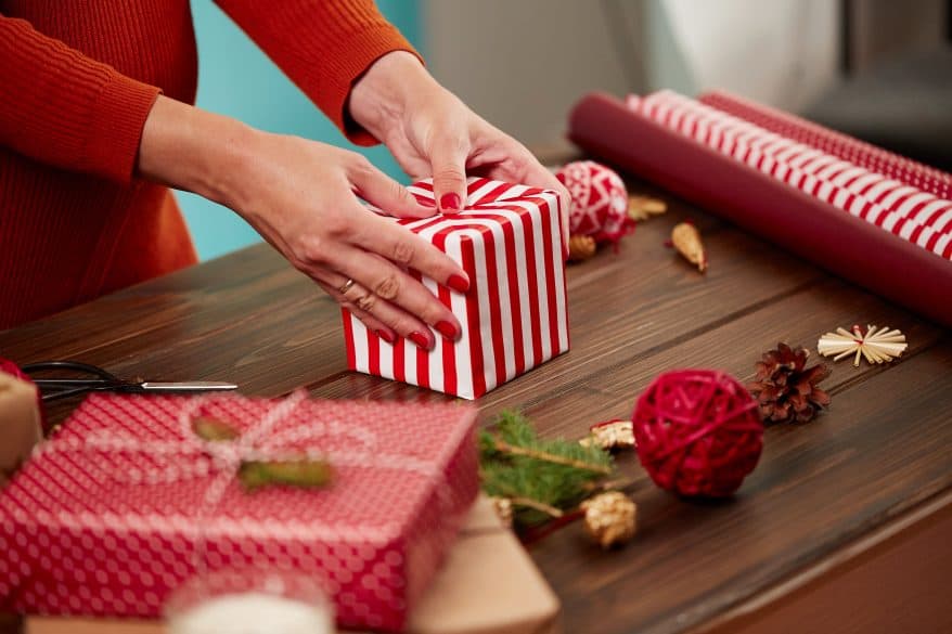 gift wrapping