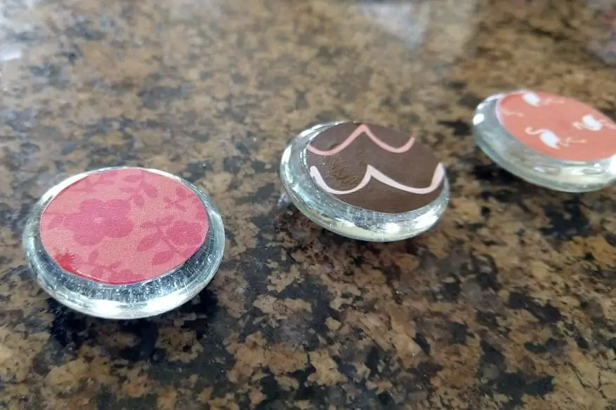 glass button magnets