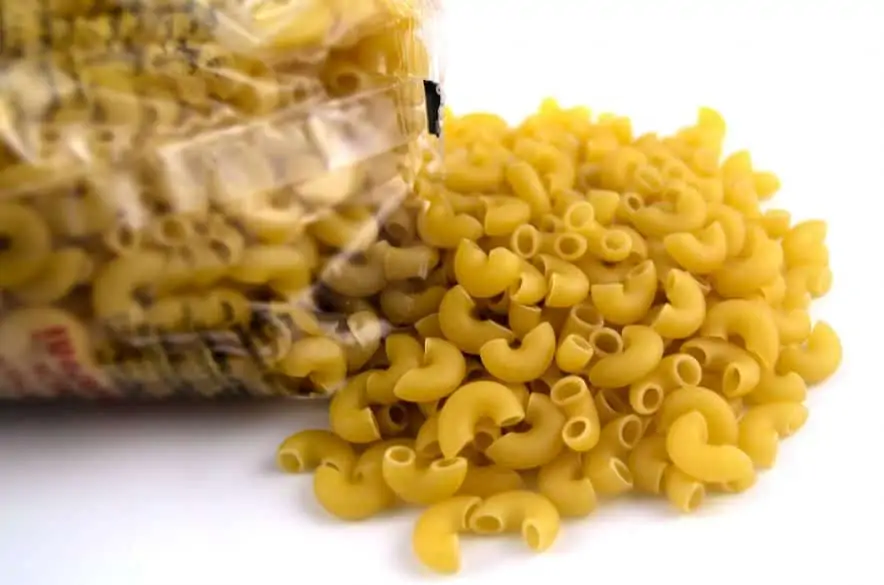 Macaroni and Pea Salad