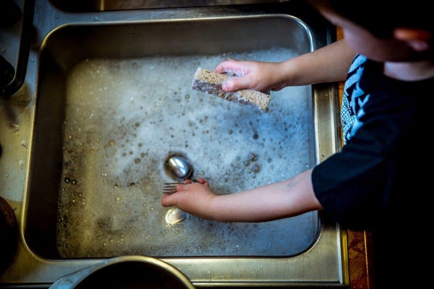 reasons your kids should do chores