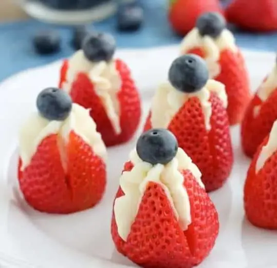 strawberries filled with cream cheese
