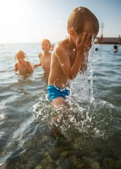 create a summer bucket list with your kids