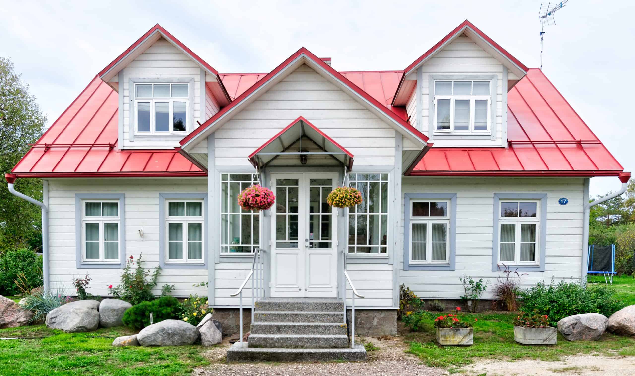 clean vinyl siding