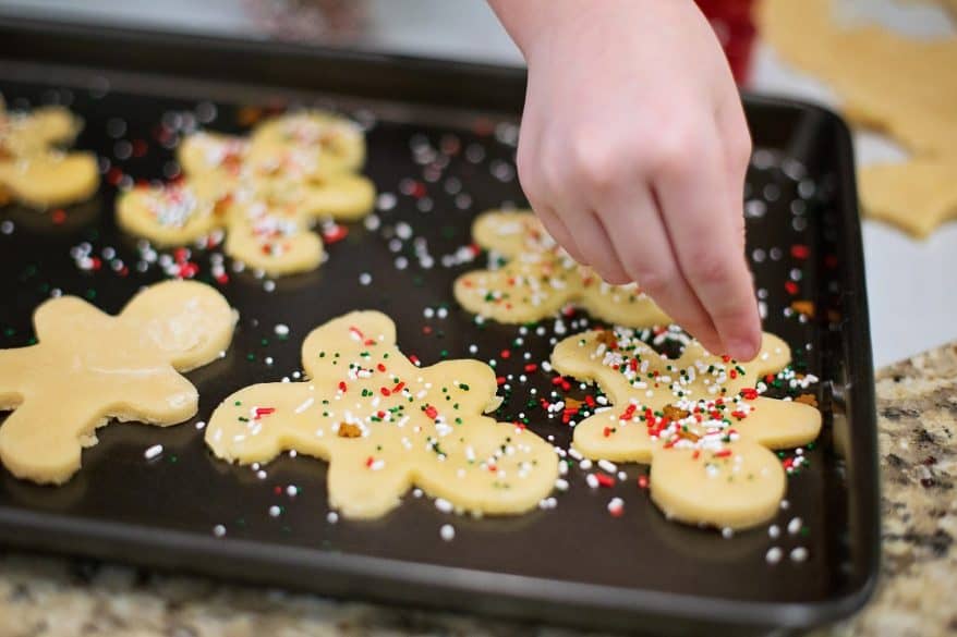 teach your kids about service Christmas cookies

