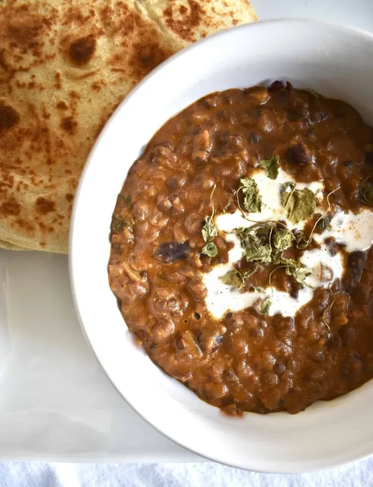 https://www.organizedmom.net/wp-content/uploads/2021/01/instant-pot-vegan-dal-makhani.jpegfit15002c1962ssl1-735x961.jpg.webp