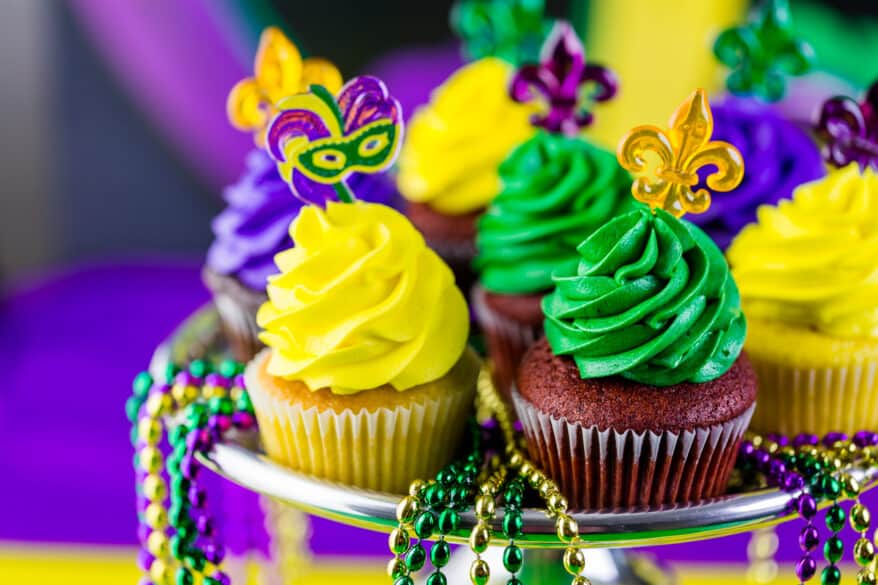 snack ideas for Mardi Gras cupcakes