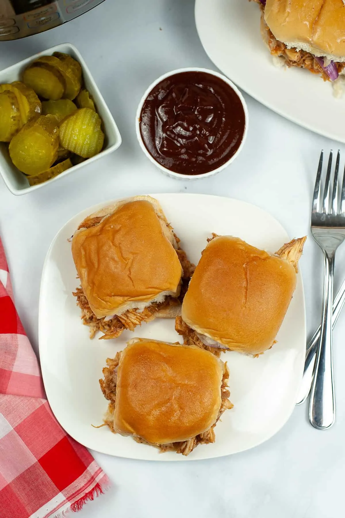 bbq chicken sliders instant pot
