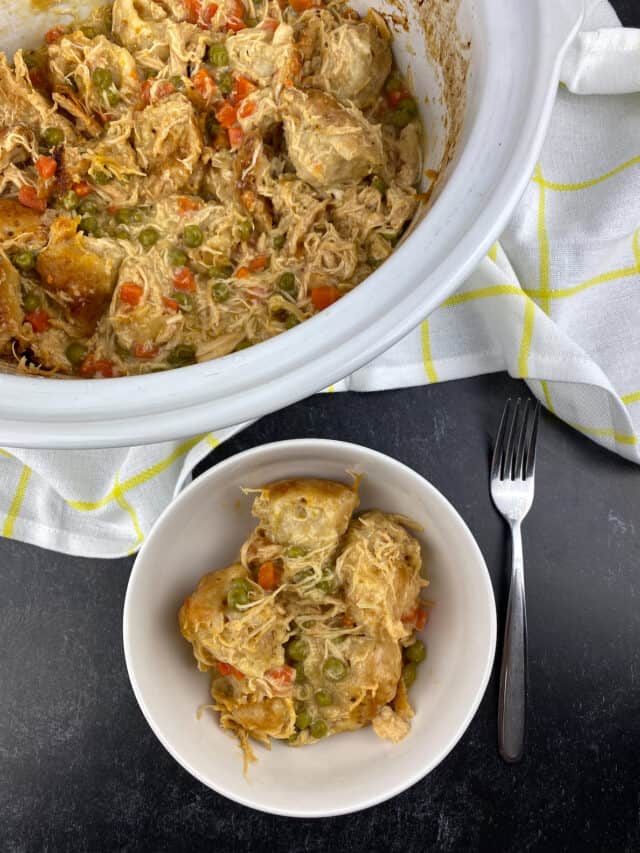 Easy Crockpot Chicken and Dumplings With Biscuits