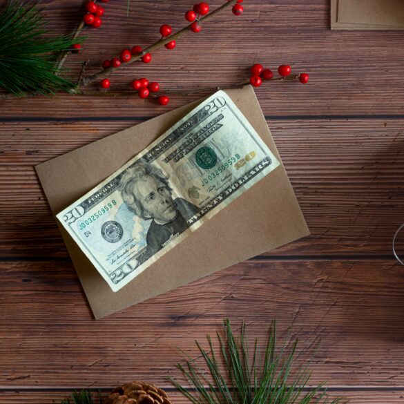 How to Create a Christmas Budget - The Organized Mom