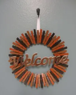 welcome wreath; DIY holiday wreath