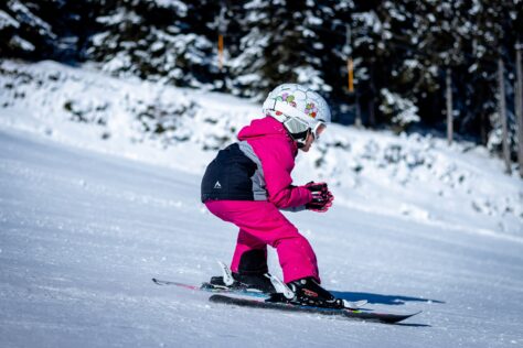 girl skiing; winter family activities