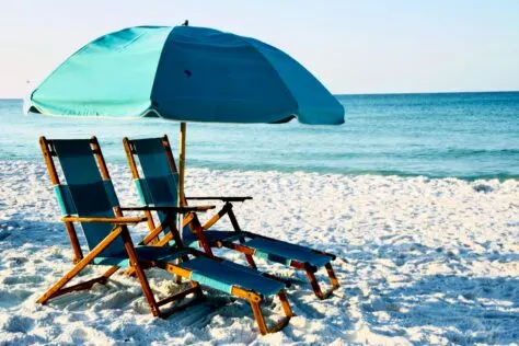 beach chairs vacation rental tips