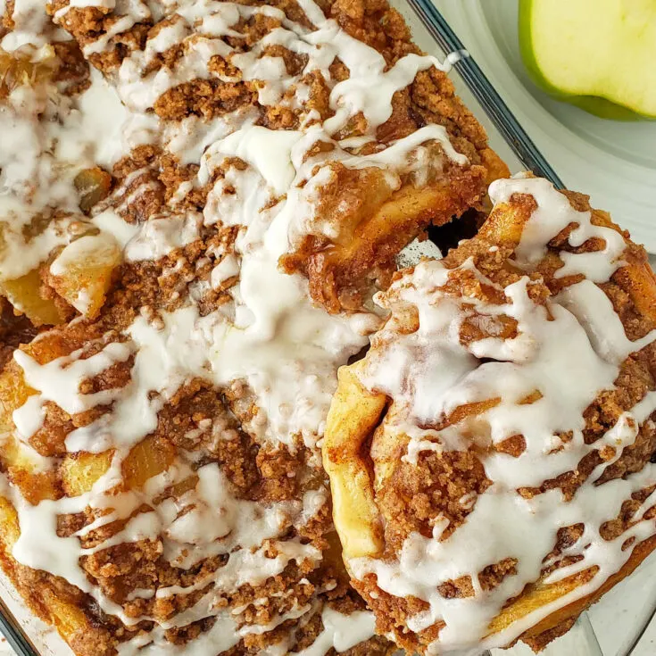 apple cinnamon rolls