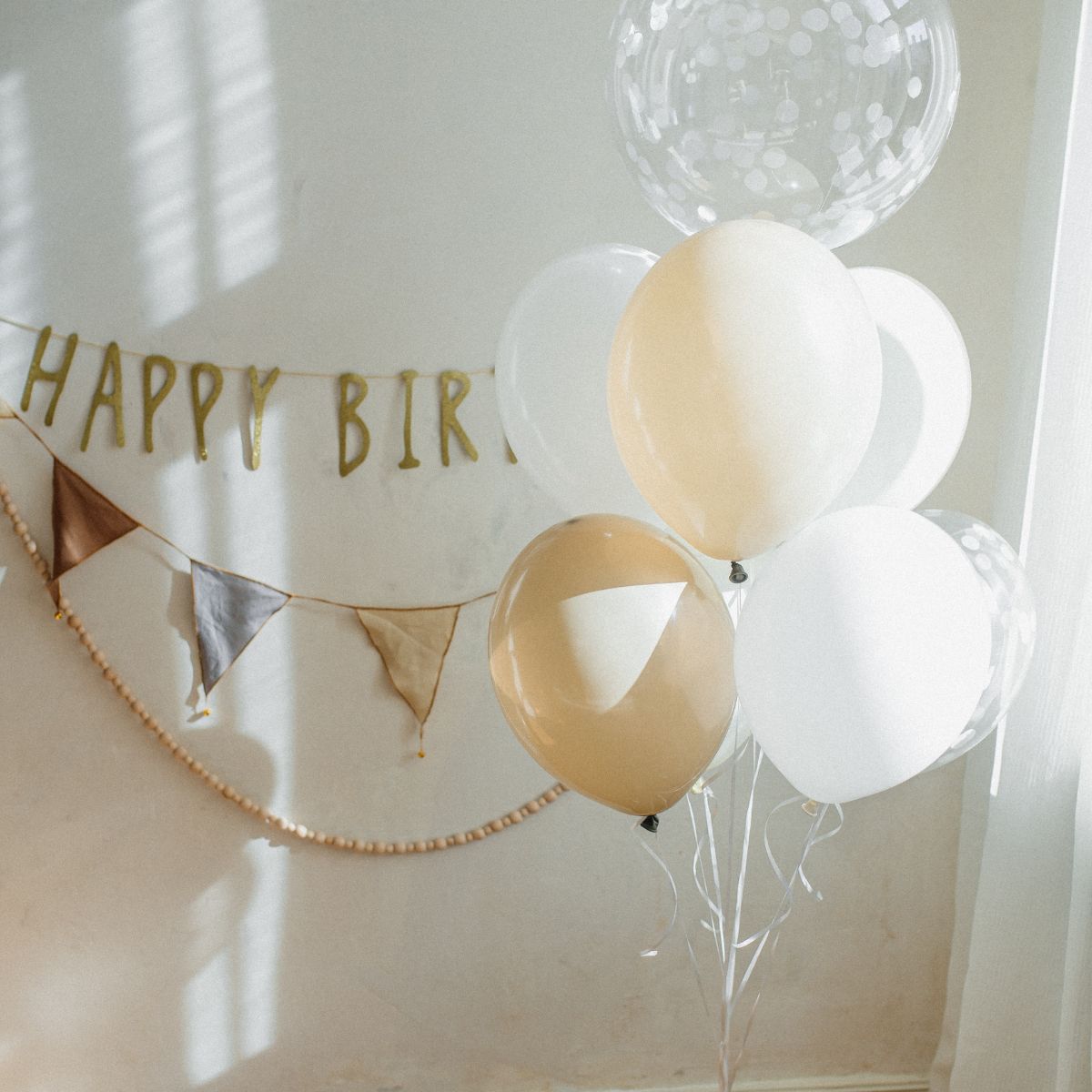 18 Balloon Decorating Ideas: DIY Party Decorations - The Organized Mom